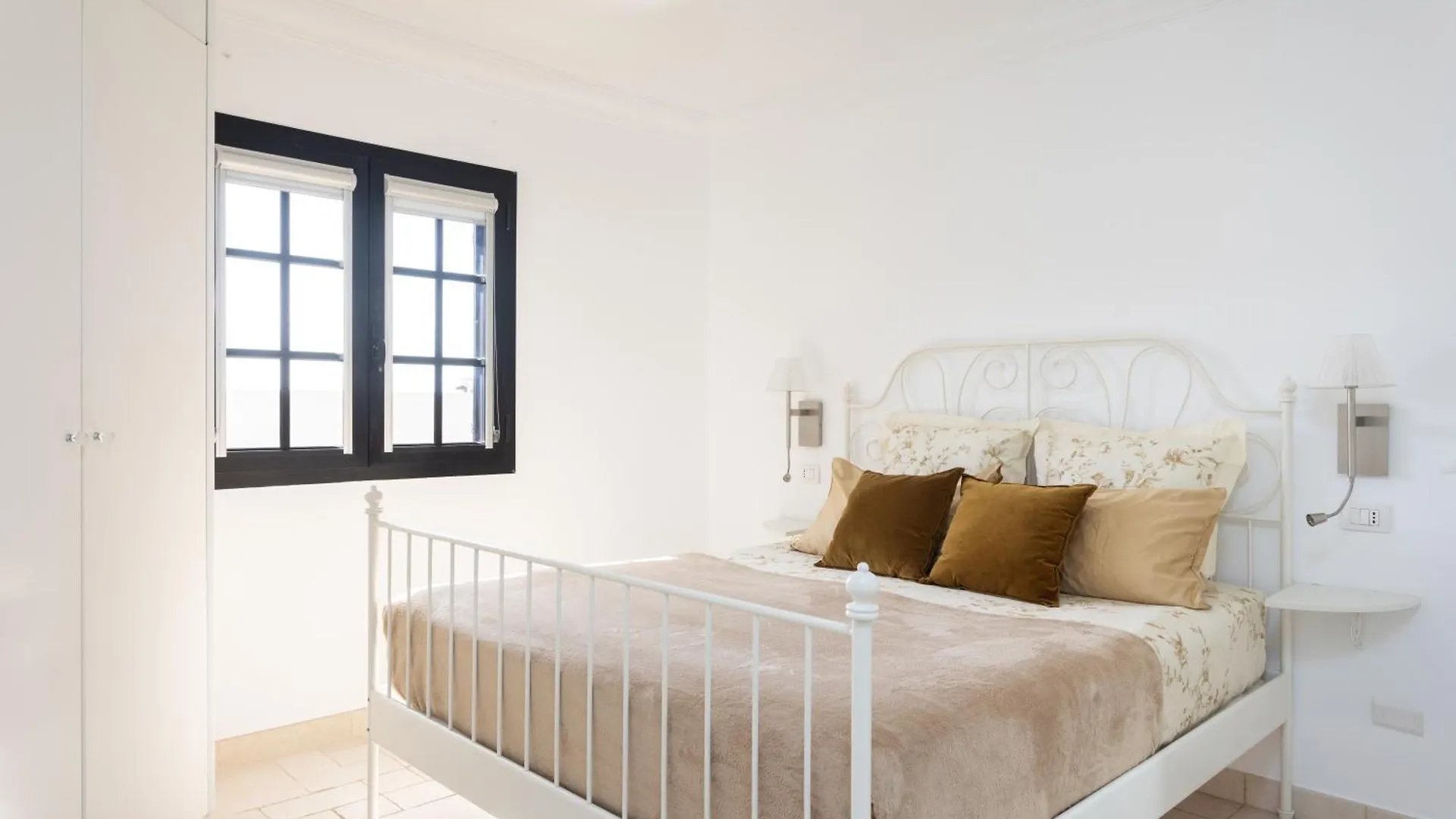 Holiday home Classbnb - Luxury Townhouse 300M From Playa Del Duque Costa Adeje