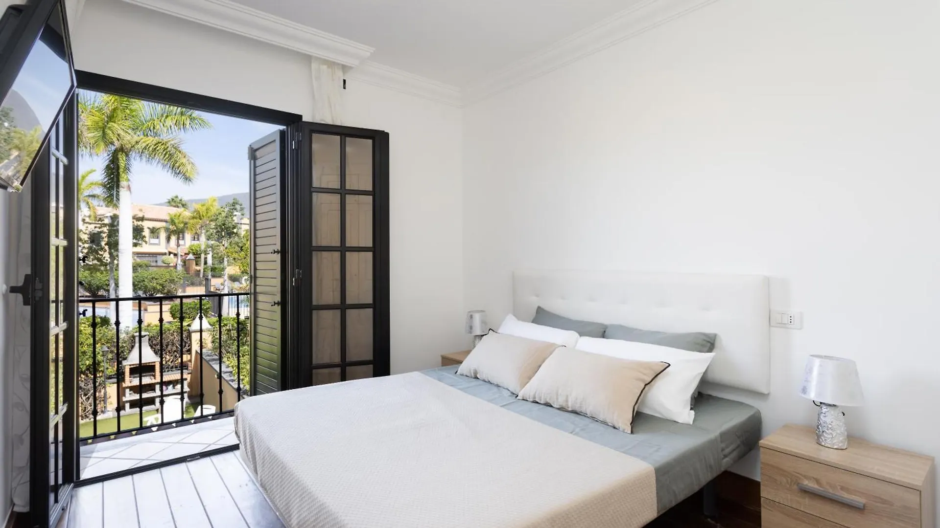 Classbnb - Luxury Townhouse 300M From Playa Del Duque Costa Adeje  Spain