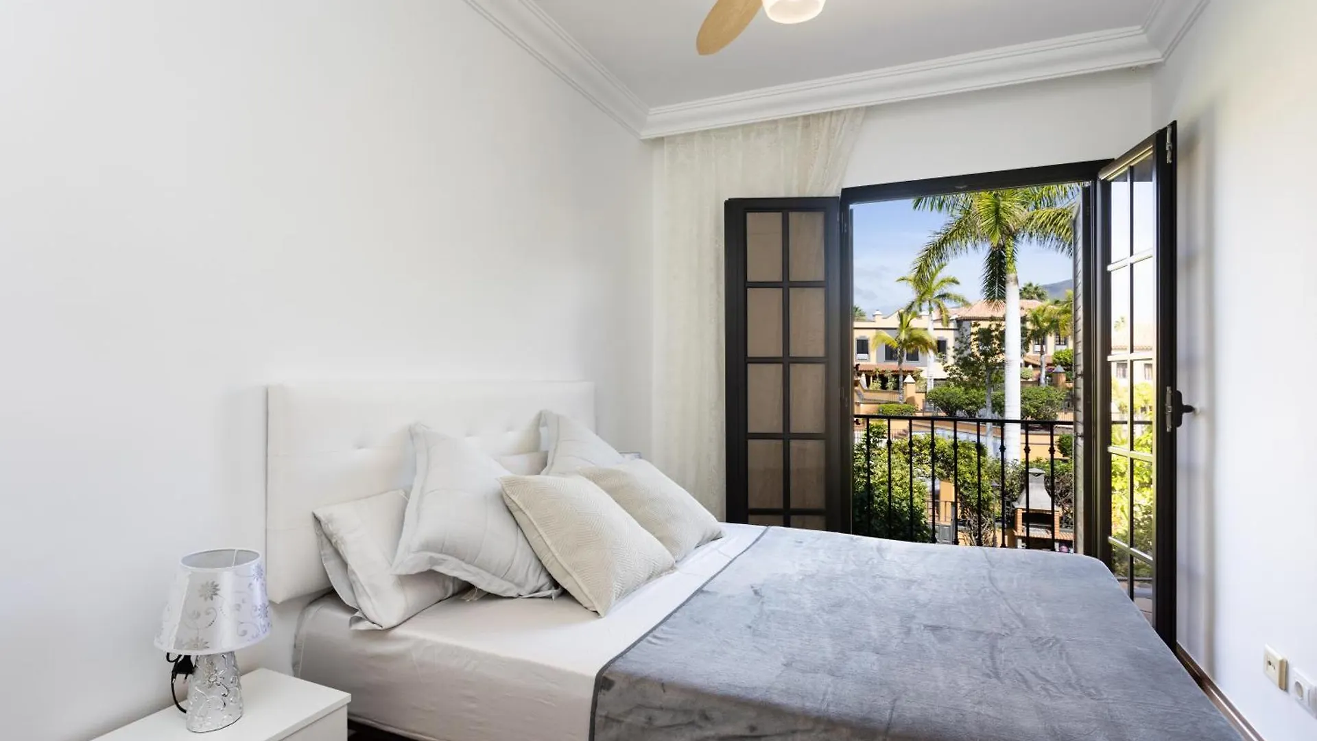 Holiday home Classbnb - Luxury Townhouse 300M From Playa Del Duque Costa Adeje